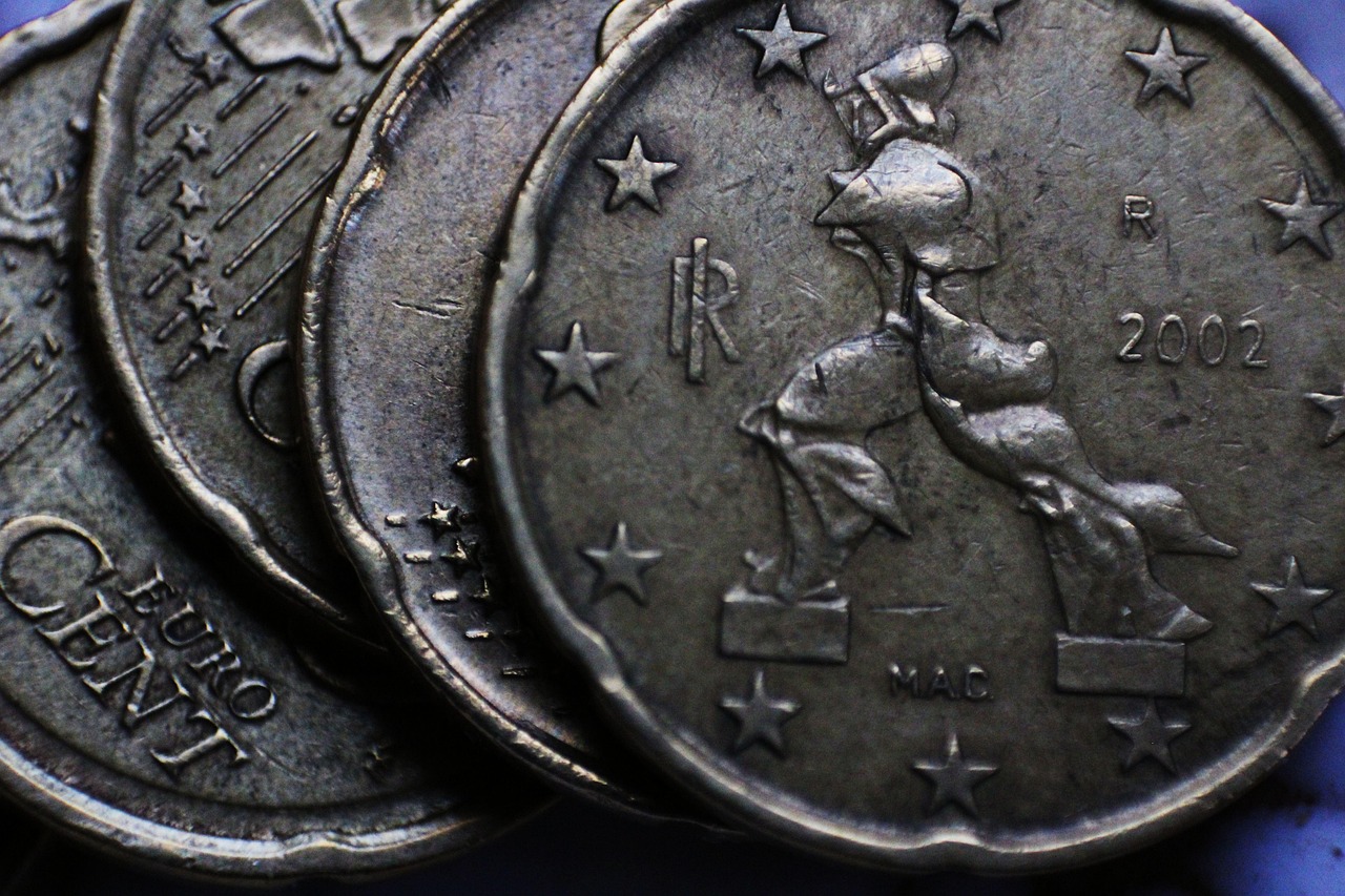 eur, cent, cents, winds, italy, futurism, marinetti, italian republic, macro, money, coins